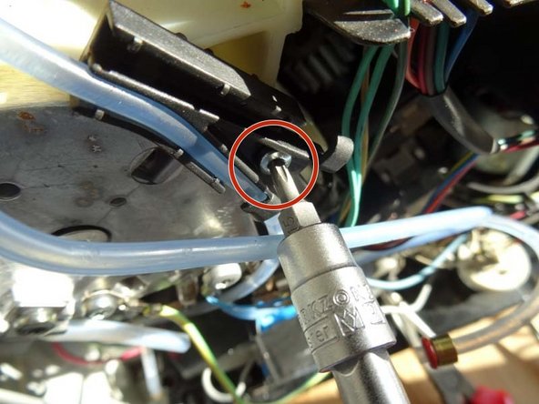 Jura Heater Replacement, Release connections: crwdns2935265:05crwdnd2935265:03crwdnd2935265:03crwdne2935265:0