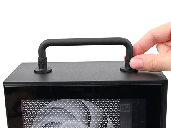 Framework Desktop CPU Fan Replacement, Install the Handle: crwdns2935265:025crwdnd2935265:02crwdnd2935265:02crwdne2935265:0