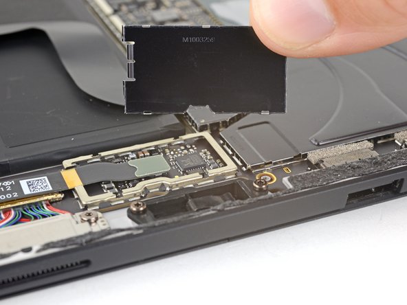 Microsoft Surface Pro 6 MicroSD Card Reader Replacement, Disconnect the microSD card reader: crwdns2935265:028crwdnd2935265:03crwdnd2935265:03crwdne2935265:0