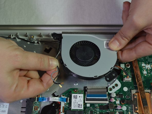 Lenovo Ideapad 320-15ABR Fan Replacement: crwdns2935265:011crwdnd2935265:02crwdnd2935265:03crwdne2935265:0