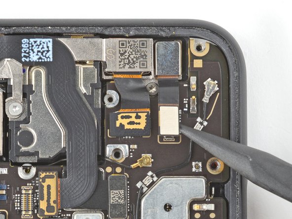 Google Pixel 4 XL Screen Replacement, Disconnect the camera and sensor connectors: crwdns2935265:030crwdnd2935265:02crwdnd2935265:03crwdne2935265:0