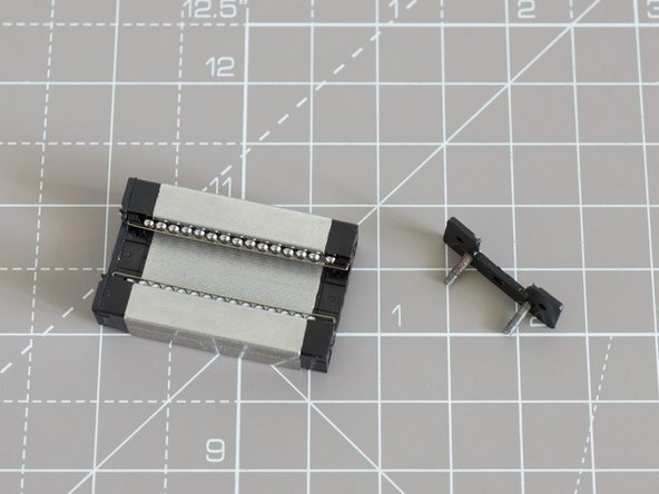 MGN Linear Guide, Removing Stock Grease: crwdns2935265:04crwdnd2935265:02crwdnd2935265:03crwdne2935265:0