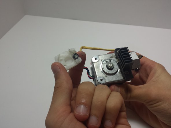 How to clean the UP! Plus 2 gearbox, Remove Gear Box: crwdns2935265:08crwdnd2935265:02crwdnd2935265:02crwdne2935265:0