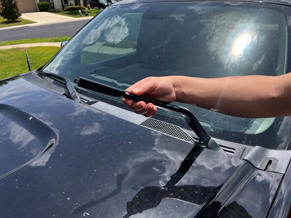 2012 GMC Sierra Windshield Wiper Blade Replacement: step 2, image 2 of 2
