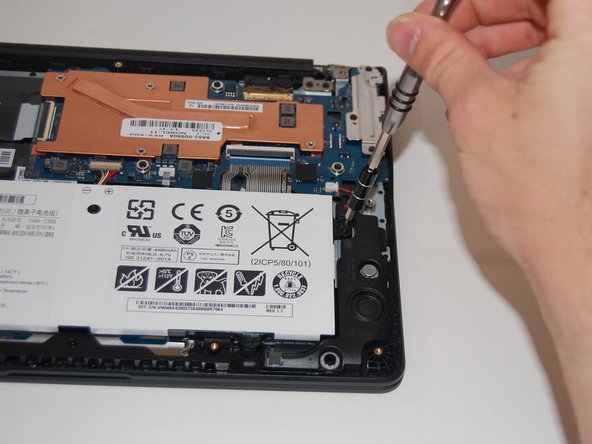 Samsung Chromebook 3 XE500C13-K02US Track pad Replacement, Battery: crwdns2935265:04crwdnd2935265:02crwdnd2935265:02crwdne2935265:0