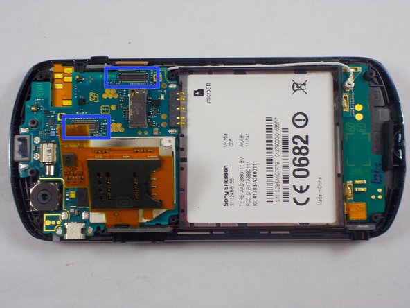 Sony Ericsson Xperia Pro MK16A Camera Replacement, Access the Logic Board: crwdns2935265:05crwdnd2935265:02crwdnd2935265:03crwdne2935265:0
