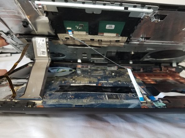 Asus Rog GL552VW-DH71 Fan Replacement: step 4, image 1 of 3