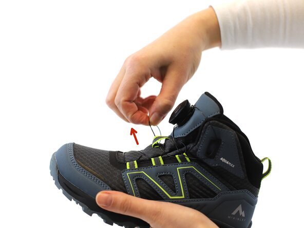 How to Replace a Dial-Lace System in a Hiking Boot, Cut the old lace: crwdns2935265:02crwdnd2935265:02crwdnd2935265:03crwdne2935265:0