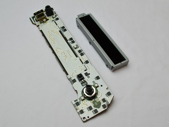 Kenwood KDC-BT362U LCD Screen Replacement: crwdns2935265:010crwdnd2935265:02crwdnd2935265:02crwdne2935265:0