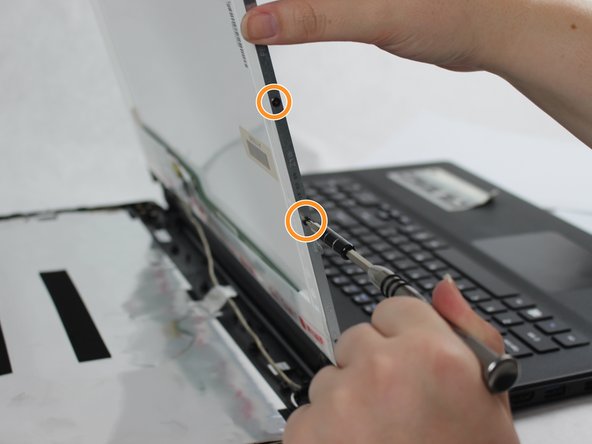 Acer Aspire ES1-711-P1UV Screen Replacement: crwdns2935265:06crwdnd2935265:02crwdnd2935265:03crwdne2935265:0