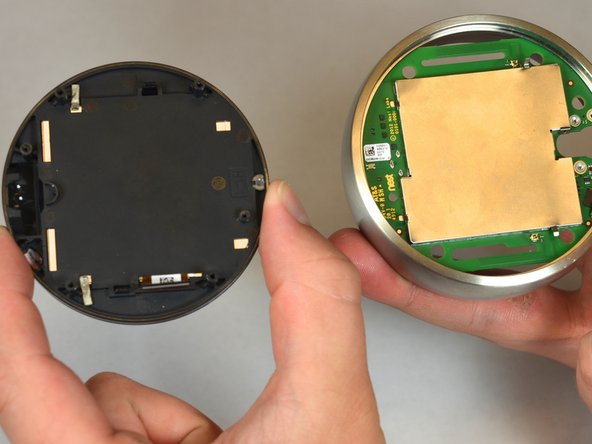 Nest Learning Thermostat 2nd Generation LCD Screen Replacement, Remove from motherboard: crwdns2935265:015crwdnd2935265:02crwdnd2935265:02crwdne2935265:0