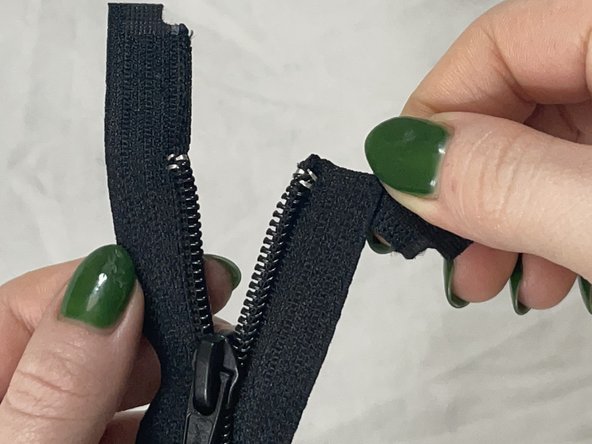 Boot Zipper Replacement: passo 7, immagine 2 di 2