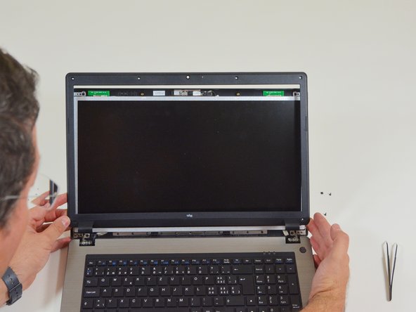 why! W670SZQ1 Replacing the LCD screen: crwdns2935265:06crwdnd2935265:03crwdnd2935265:03crwdne2935265:0