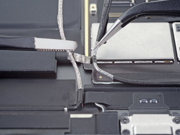 iPad Air 3 Logic Board Replacement: crwdns2935265:023crwdnd2935265:03crwdnd2935265:03crwdne2935265:0