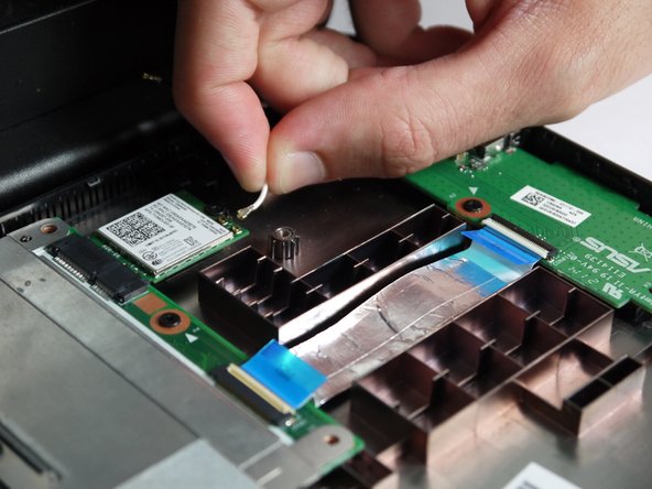 Asus Chromebook C300MA-EDU LAN Card Replacement, LAN Card: Schritt 7, Bild 3 von 3