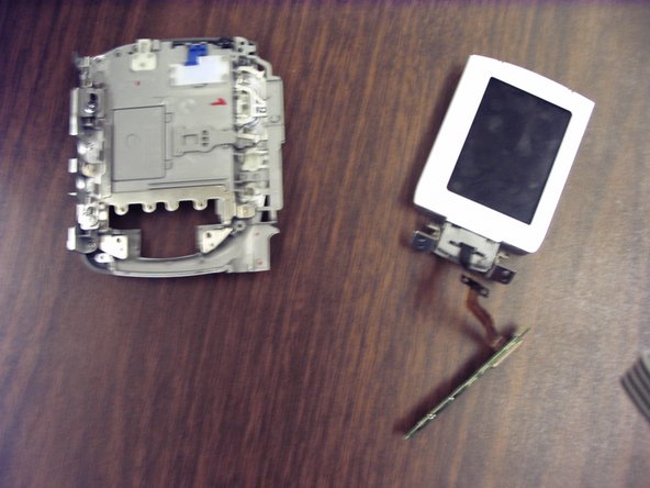 JVC GR-D290U LCD Screen Replacement: crwdns2935265:013crwdnd2935265:03crwdnd2935265:03crwdne2935265:0