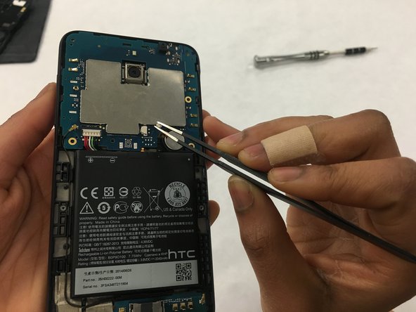 HTC Desire 610 Vibration Motor Replacement, Vibration Motor: crwdns2935265:06crwdnd2935265:02crwdnd2935265:02crwdne2935265:0