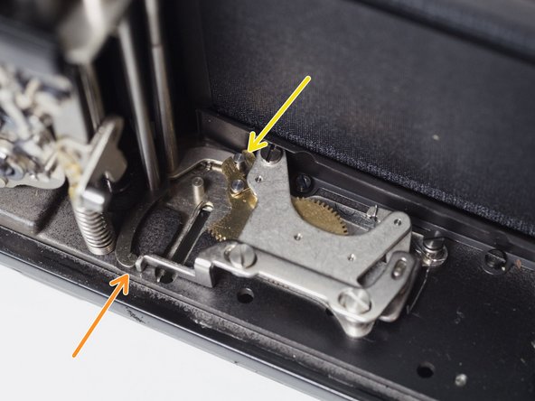 Pentax Spotmatic Slow Speed Governor Cleaning, Remove slow speed governor: crwdns2935265:020crwdnd2935265:02crwdnd2935265:02crwdne2935265:0