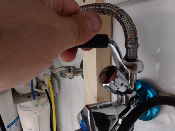 Construcción casera de una llave fija acodada mini, para latiguillos  de 3/8 - Fontanería en espacios pequeños.: paso 16, imagen 3 de 3