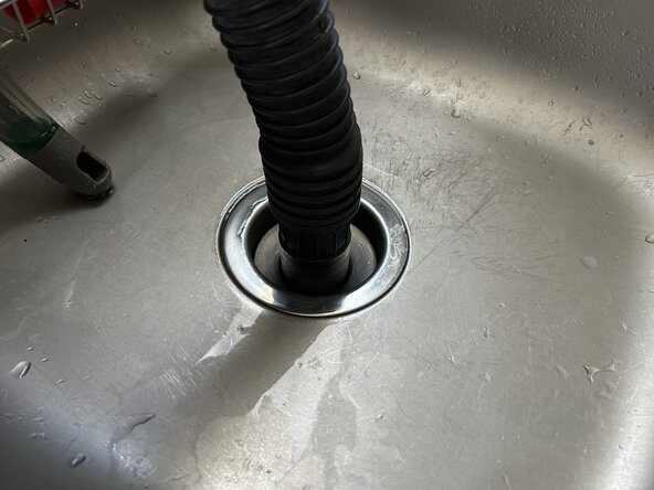 How to Unclog a Sink Using a Wet Vacuum: Schritt 6, Bild 2 von 2