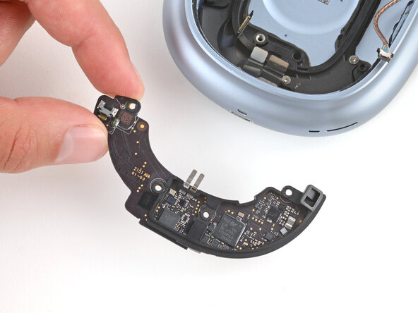AirPods Max Right Microphone Replacement, Remove the power board: step 27, image 1 of 1