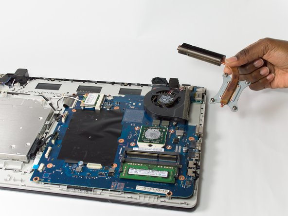 Samsung NP305E5A-A03US Fan Replacement: crwdns2935265:015crwdnd2935265:02crwdnd2935265:02crwdne2935265:0