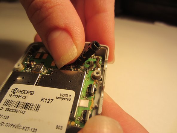 Kyocera Marbl K127 Headphone Jack Replacement, Remove existing headphone jack.: crwdns2935265:04crwdnd2935265:02crwdnd2935265:03crwdne2935265:0