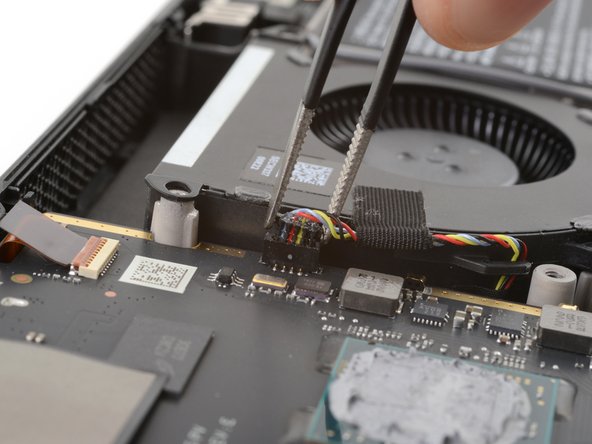 Steam Deck OLED Motherboard Replacement, Disconnect the fan: step 21, image 2 of 3