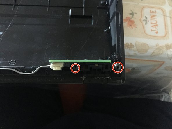 Sony BDV-NF620 Teardown, Standby button: crwdns2935265:04crwdnd2935265:01crwdnd2935265:03crwdne2935265:0