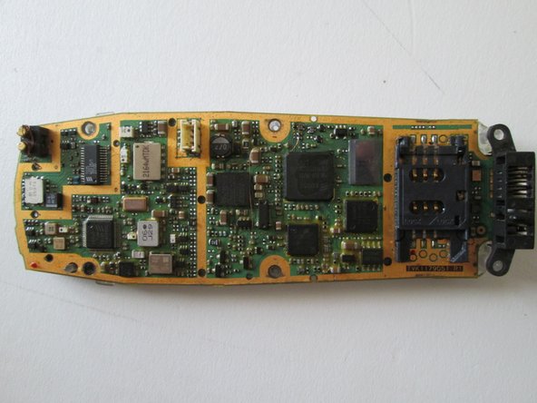 Ericsson A2628 Teardown: crwdns2935265:07crwdnd2935265:02crwdnd2935265:03crwdne2935265:0