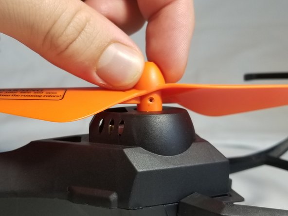 Propeller Replacement: paso 4, imagen 3 de 3