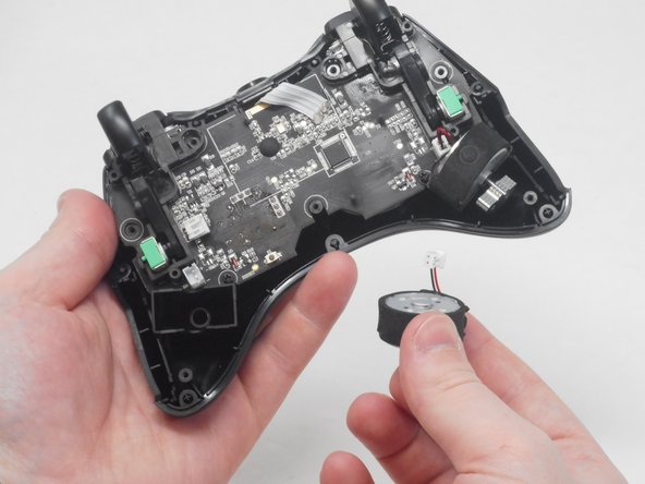 MSI Force GC30 V2 D-Pad Replacement, Vibration Motor: crwdns2935265:03crwdnd2935265:03crwdnd2935265:03crwdne2935265:0