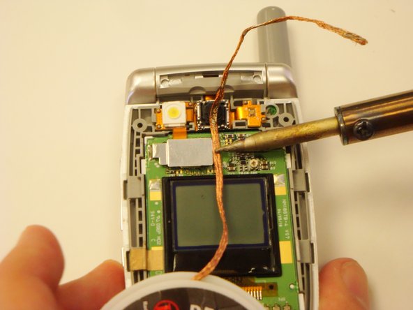 LG VX6100 Main Display Replacement, Main Display: crwdns2935265:09crwdnd2935265:02crwdnd2935265:02crwdne2935265:0