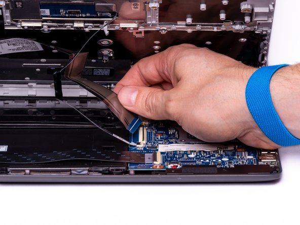 HP Chromebook 11-v019wm Battery Replacement: step 7, image 3 of 3
