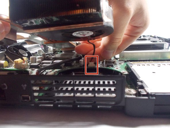 HP Pavilion ze5000 Primary Fan Replacement: crwdns2935265:021crwdnd2935265:02crwdnd2935265:02crwdne2935265:0