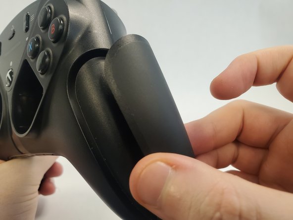 How to Fix a Thrustmaster Eswap X Pro Controller Trigger: шаг 12, изображение 2 из 3