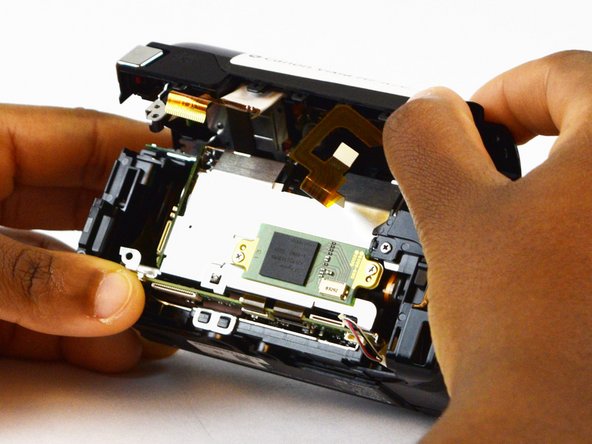 Canon Vixia HF R70 Top Panel Replacement: crwdns2935265:016crwdnd2935265:02crwdnd2935265:03crwdne2935265:0