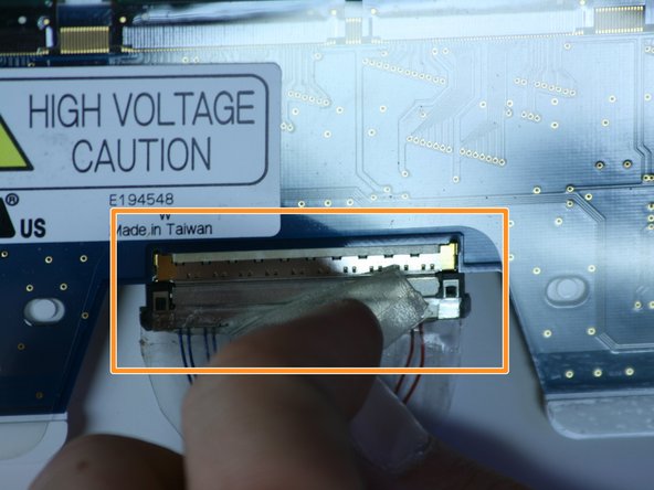 Asus V6800V Display Replacement: crwdns2935265:017crwdnd2935265:02crwdnd2935265:03crwdne2935265:0