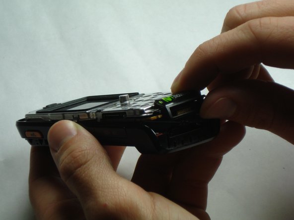 Sony Ericsson W200i Speaker Replacement: crwdns2935265:05crwdnd2935265:02crwdnd2935265:03crwdne2935265:0