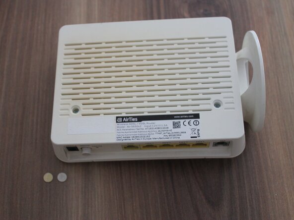 Disassembling the Device, Disassembling the Device: step 1, image 1 of 1