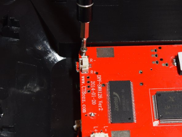 Aluratek ADMPF310F Replacing USB Port Replacement: crwdns2935265:07crwdnd2935265:03crwdnd2935265:03crwdne2935265:0