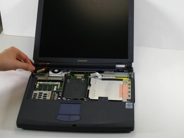 Sony Vaio PCG-F360 Display Replacement: crwdns2935265:010crwdnd2935265:03crwdnd2935265:03crwdne2935265:0