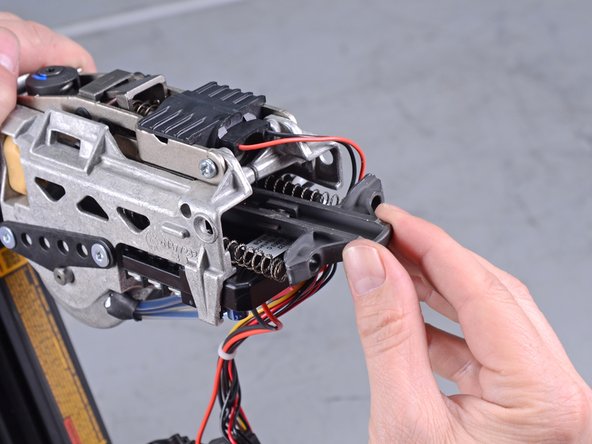 Dewalt Nailers DCN660D1 2018 Driver Blade Replacement, Remove the driver assembly: crwdns2935265:013crwdnd2935265:02crwdnd2935265:03crwdne2935265:0