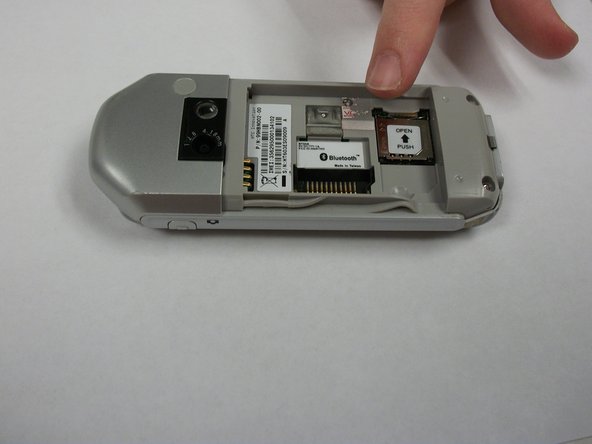 T-Mobile SDA (HTC Tornado) SIM Card Replacement, SIM Card: crwdns2935265:03crwdnd2935265:02crwdnd2935265:03crwdne2935265:0