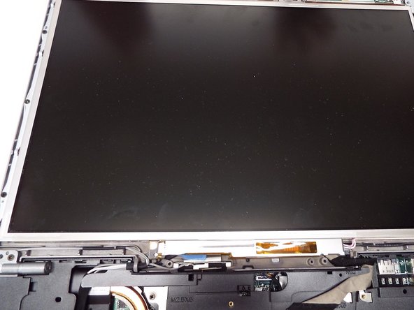 Dell Latitude D820 Screen Replacement, Screen: crwdns2935265:05crwdnd2935265:03crwdnd2935265:03crwdne2935265:0