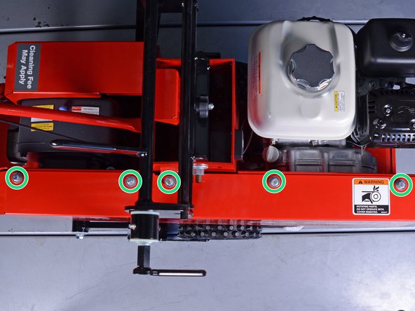 Classen Sod Cutter SC18AHDCA 2019 Engine Belt Replacement, Unscrew the right guard panel: crwdns2935265:04crwdnd2935265:02crwdnd2935265:03crwdne2935265:0