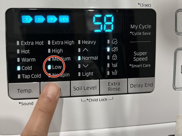 How to Wash a Satin Jacket: crwdns2935265:04crwdnd2935265:03crwdnd2935265:03crwdne2935265:0