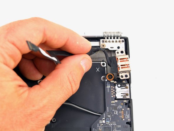 Lenovo Yoga 900-13ISK Charging Port Replacement: crwdns2935265:018crwdnd2935265:03crwdnd2935265:03crwdne2935265:0