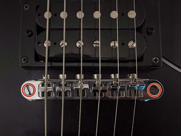 Epiphone Les Paul Special II Bridge Replacement: passo 4, immagine 2 di 3