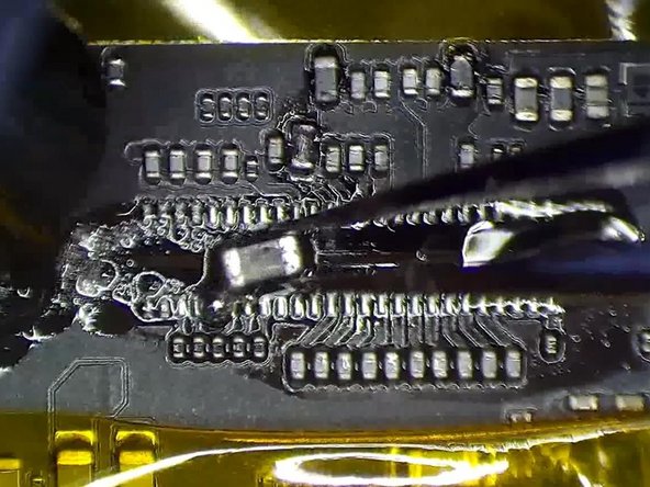 Replace connectors on iPad Pro: crwdns2935265:05crwdnd2935265:02crwdnd2935265:03crwdne2935265:0